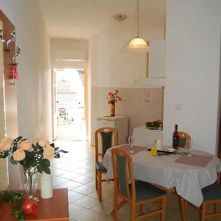 Katarina Apartment *